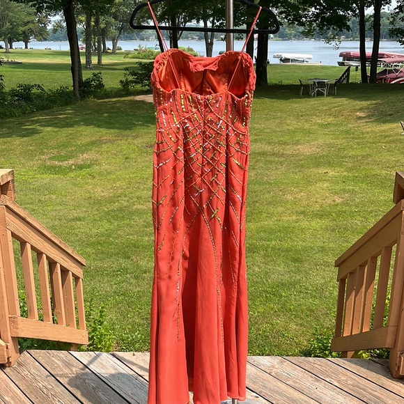 Orange gown with sequins S - Picture 5 of 9